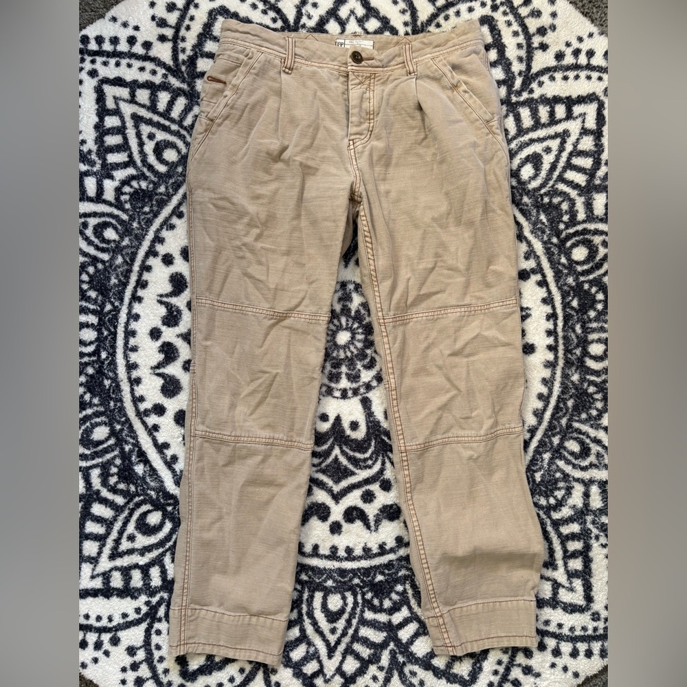 Woman’s Free People Cargo Pant 🌵26